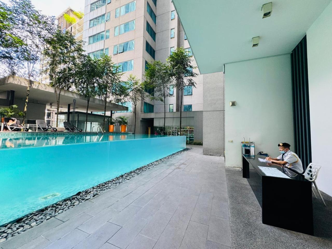Summer Klcc By Apple